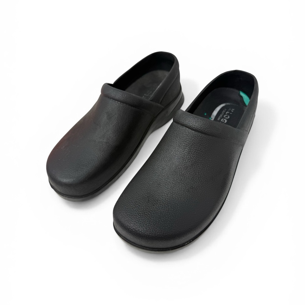 Klogs Footwear Mens Size 11 Black slip resistant Shoes